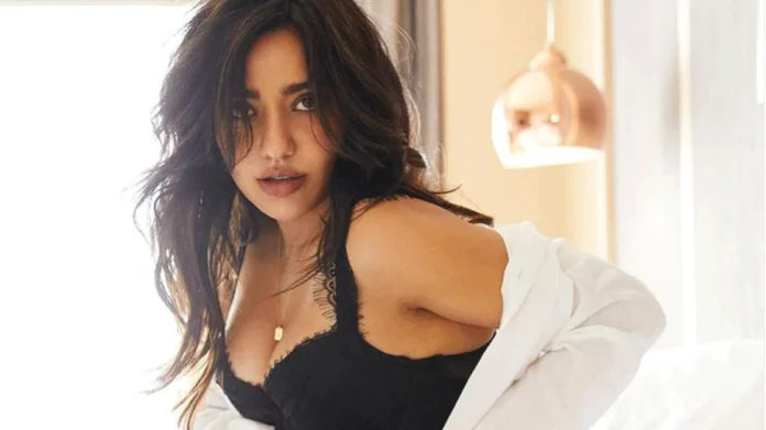 Neha Sharma crossed all limits, unbuttoning shirt buttons in the bedroom, captured very bo*ld look in the camera