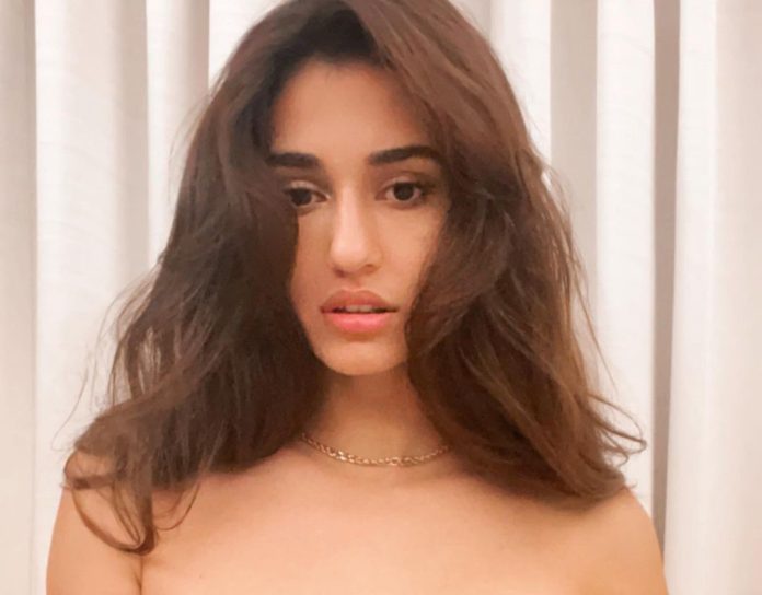 Disha Patani showed such an avatar on the beach wearing a two-piece at the age of 30, pictures went viral