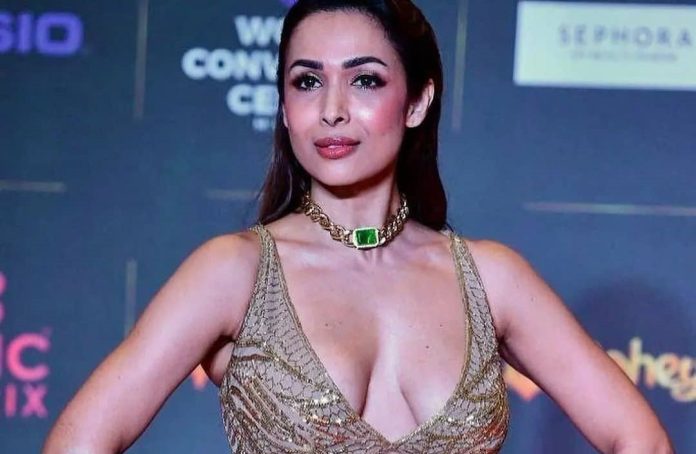 Malaika Arora's sensuous look in a front open revealing dress, but became a troll, users said - became the urfi Javed