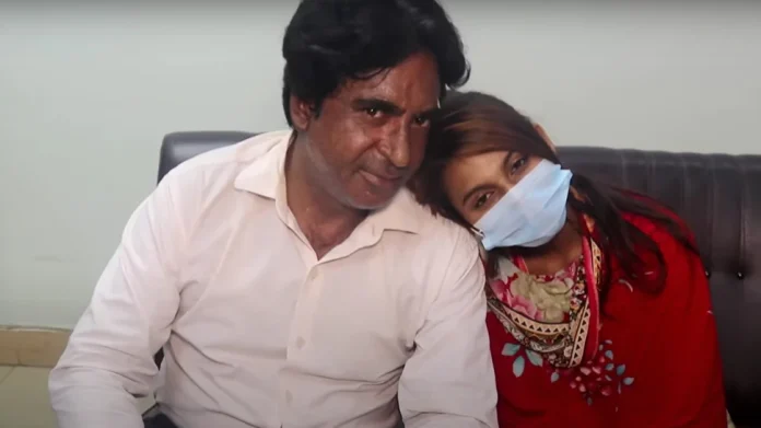 Pakistani Girl Video 18 year old Pakistani girl married a 55 year old man, then did such a thing in front of the camera