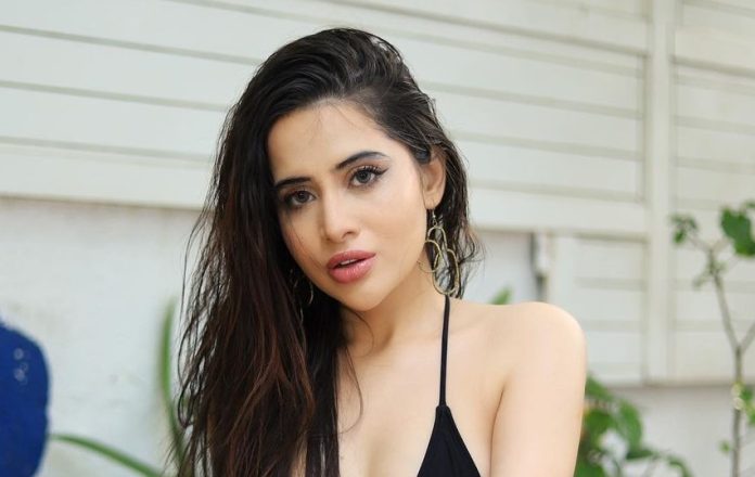 Urfi Javed showed her sxy figure in a transparent dress, watching the video will make you sweat