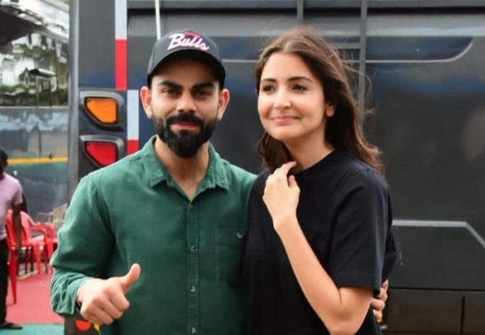 Virat Kohli took wife Anushka Sharma for a walk on scooty, video went viral Virat Kohli took wife Anushka Sharma for a walk on scooty, video went viral