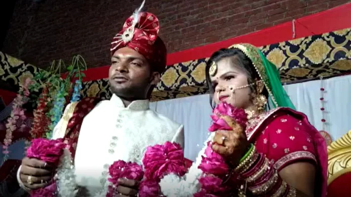 Bride did such an act by going to her in-laws' house, then absconding with the boyfriend after making the groom unconscious; cctv footage viral