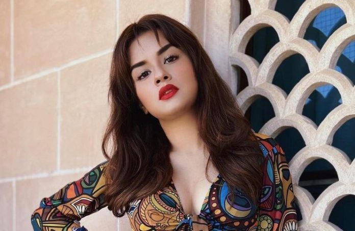 Avneet Kaur's bo*ldness of 20 years did not stop, regained her senses in open shrug