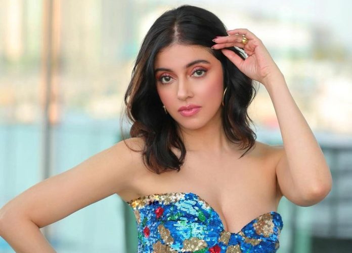 Divya Khosla Kumar did a bo*ld photoshoot in a one shoulder gown, fans were blown away after seeing the pictures