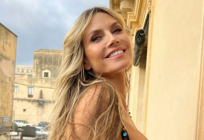 Heidi Klum Pic: 49-year-old Heidi Klum showed off her sizzling figure in a bik*ini at Burning Man festival Heidi Klum Pic: 49-year-old Heidi Klum showed off her sizzling figure in a bik*ini at Burning Man festival
