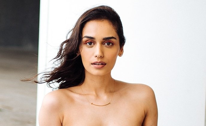 Manushi Chhillar painted in desi colors, people were intoxicated after seeing bo*ld acts
