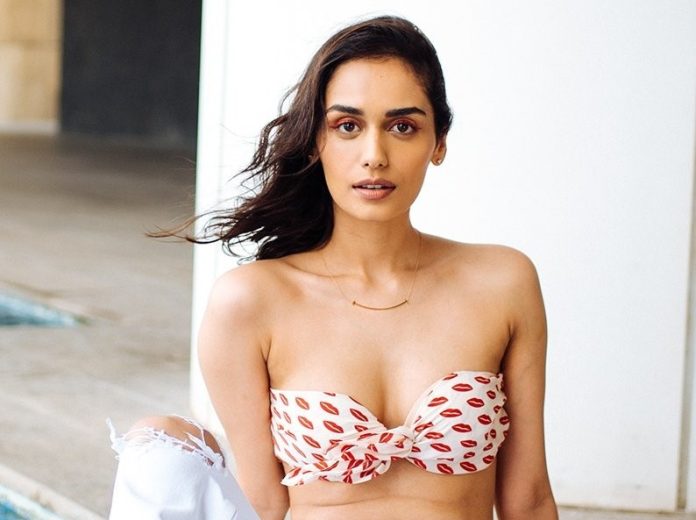 Manushi Chhillar went out to visit the restaurant wearing a mesh dress, fans became clean bo*ld after seeing her s*xy figure
