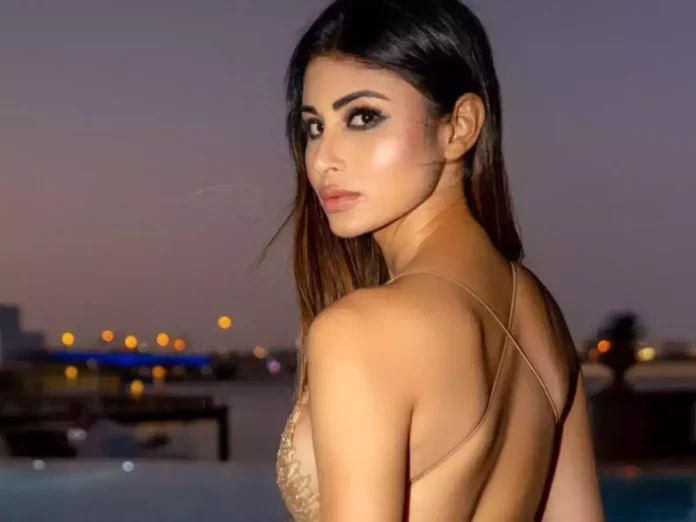 Mouni Roy crossed all limits of boldness, wearing a very short dress in Maldives, bold looks were seen on the beach