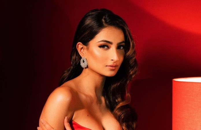 Shweta Tiwari's daughter Palak Tiwari did a bo*ld photoshoot in bralette, you will be sweating after seeing the pictures