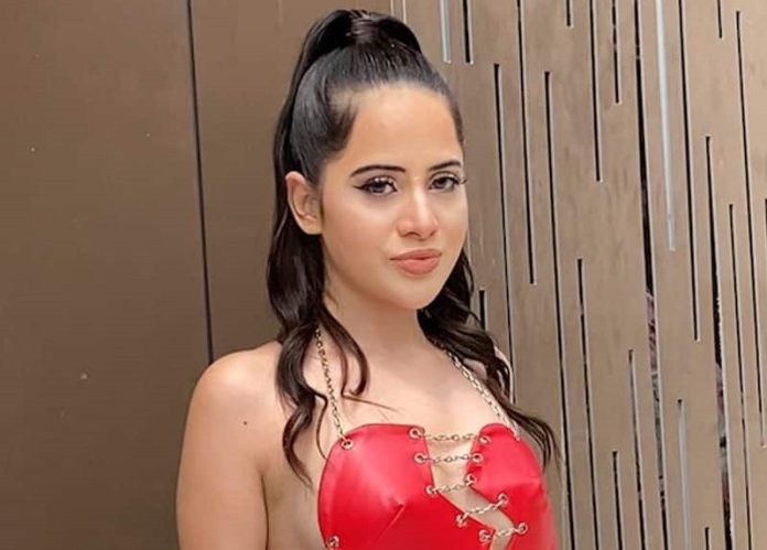 Urfi Javed expresses love in Splitsvilla X4, ready to convince her mother