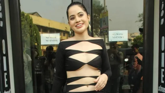 Urfi Javed was seen wearing transparent foil to show boldness, video went viral
