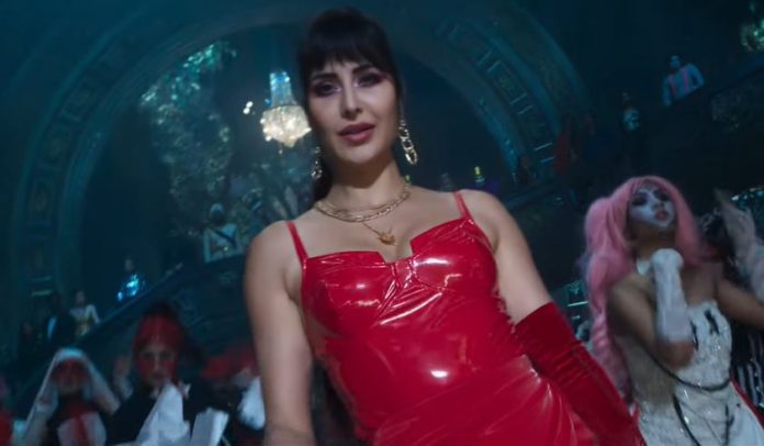 Katrina Kaif bold style shown for the first time after marriage, you will be shaken to see the dance