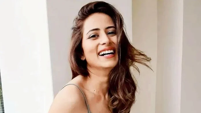 Sargun Mehta crossed all limits of bo*ldness, wore such a short dress for a photoshoot