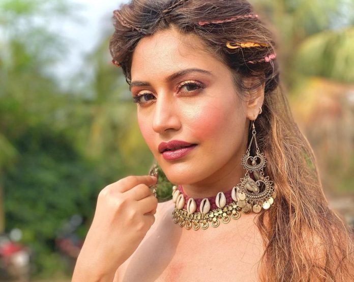 Surbhi Chandna made a bo*ld photoshoot in a cross cut bik*ini, fans were blown away by the pictures