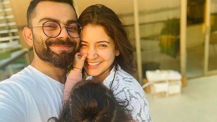 Anushka-Virat's darling seen in mother's lap, have you seen Vamika's unseen picture?