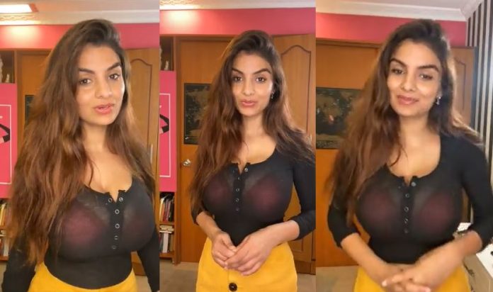 Anveshi Jain crashes the internet with her sensuous workout video Anveshi Jain crashes the internet with her sensuous workout video