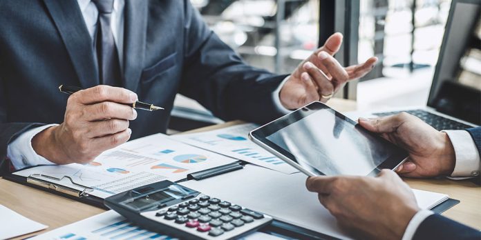 Bank Account: How many bank accounts can every Indian keep? If you have more accounts then...