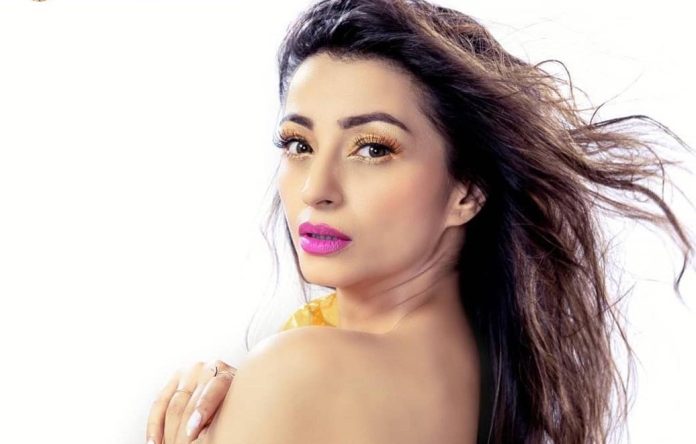 Ira Soni crossed all limits of bo*ldness, got a bo*ld photoshoot done while bathing in bathtub, see photos Ira Soni crossed all limits of bo*ldness, got a bo*ld photoshoot done while bathing in bathtub, see photos