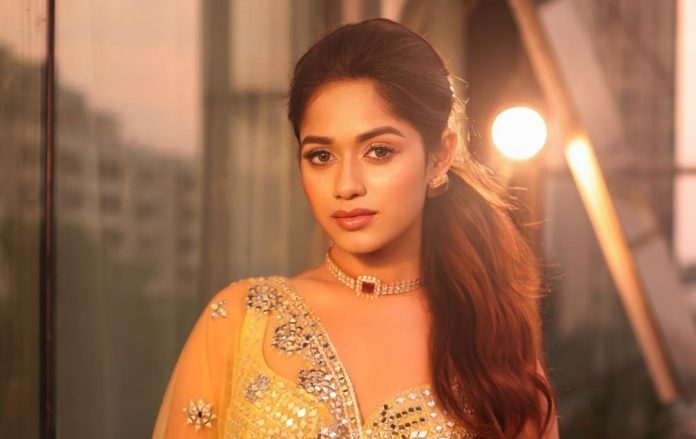 Jannat Zubair is busy promoting 'Kulche Chole', got her bo*ld photoshoot done wearing a transparent lehenga