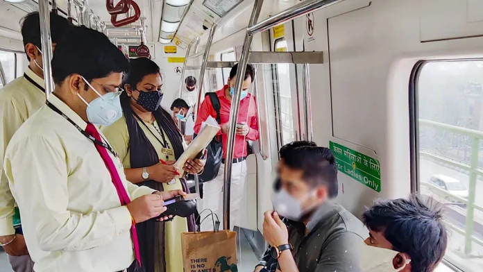 Metro Passengers Big News! Now book metro ticket through WhatsApp, know step by step process