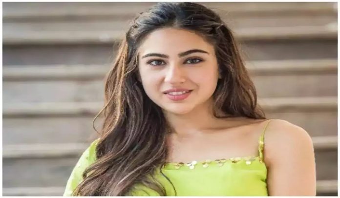 Sara Ali Khan posed on the cot, now people are commenting like this on the photo
