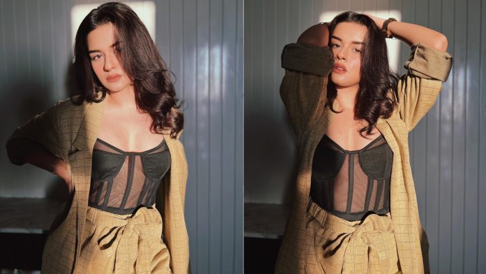 Avneet Kaur is flawless in black corset bralette, see se*xy pictures Avneet Kaur is flawless in black corset bralette, see se*xy pictures