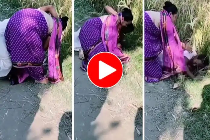 Angry on uncle's words, aunt started a fierce fight in the field itself, uncle cried - Watch video