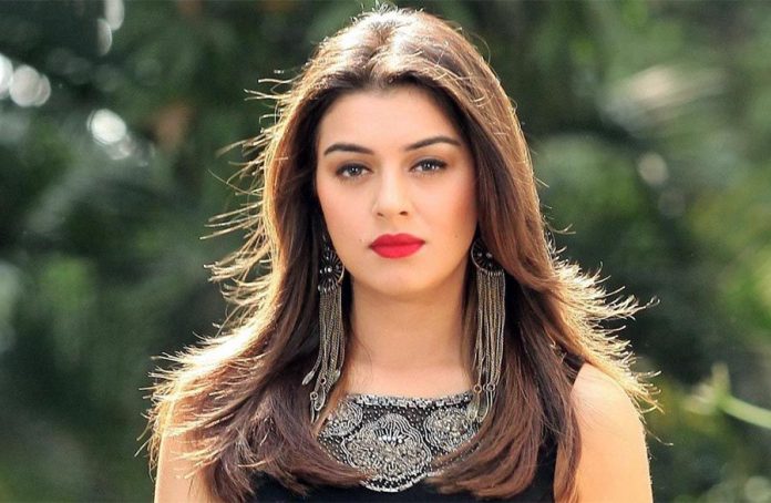 Hansika Motwani completed the 'first kitchen' ceremony at her in-laws' house, the actress was seen serving halwa, see photos