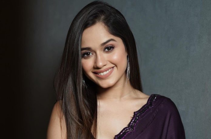 Jannat Zubair got photoshoot done in shade lehenga and matching blouse, people were mesmerized by the simplicity