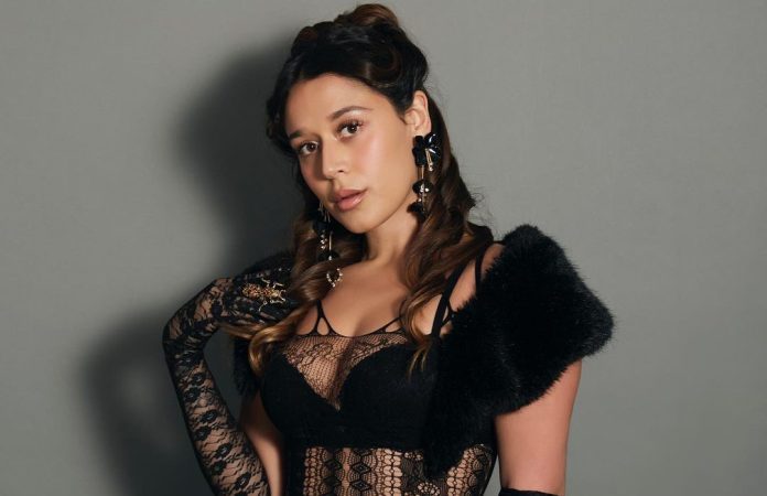 Krishna Shroff crossed all limits of boldness, did a bold photoshoot in a transparent black dress, raised the internet Krishna Shroff crossed all limits of boldness, did a bold photoshoot in a transparent black dress, raised the internet