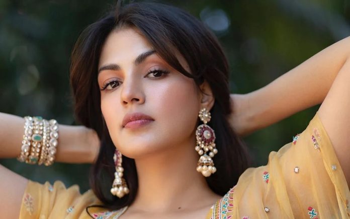 Rhea Chakraborty has made a new boyfriend! She is dating the brother of this actress