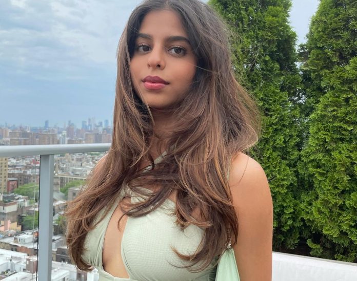 Suhana Khan is in discussion about love angle before coming to films, late night spot with Agastya Nanda Suhana Khan is in discussion about love angle before coming to films, late night spot with Agastya Nanda