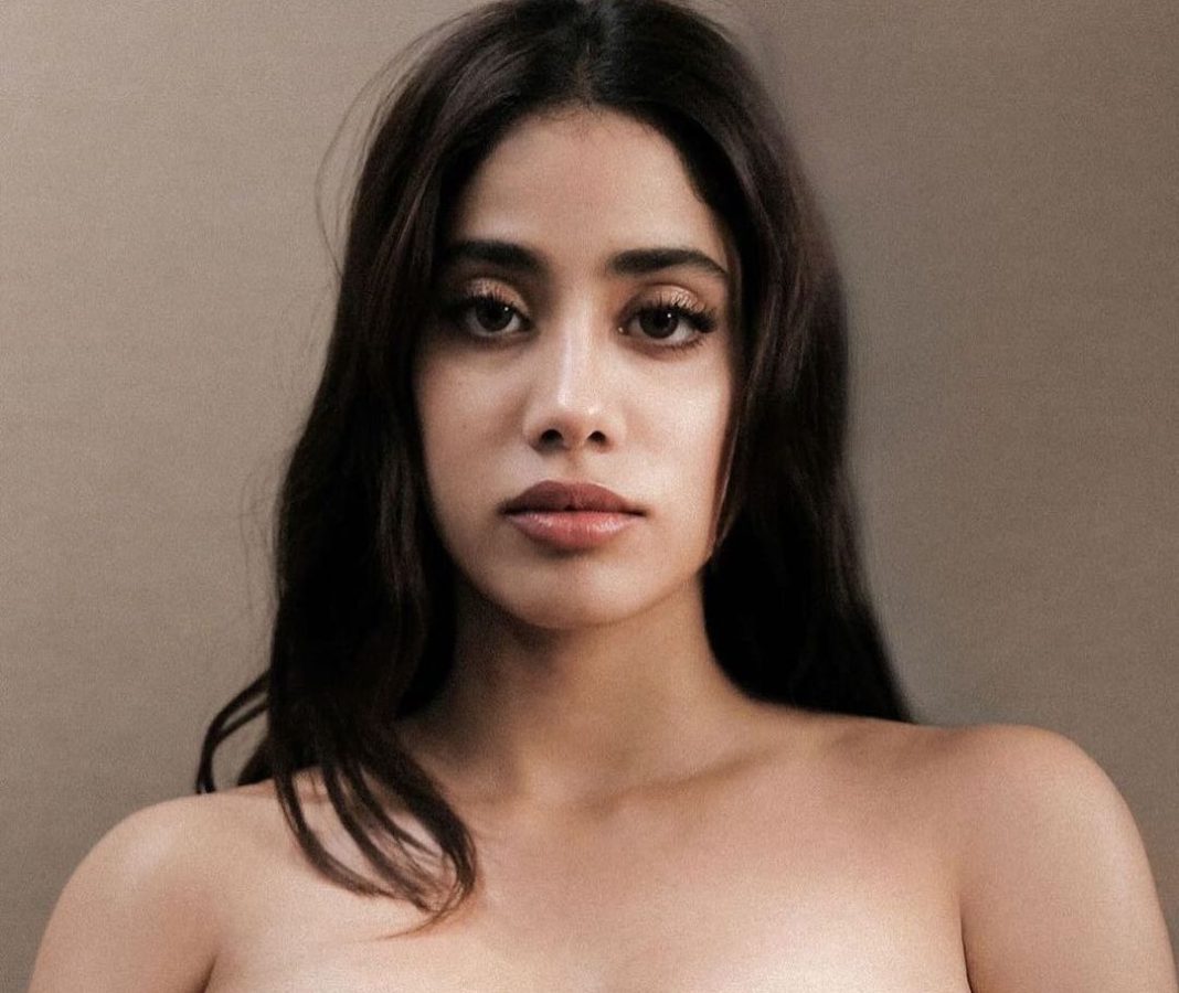 Jhanvi Kapoor showed her toned body wearing a red deep neck dress, people commented like this