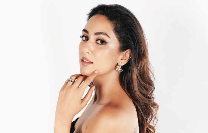 Shahid Kapoor's wife Mira Rajput showed bo*ld avatar by wearing a bralette top, fans went crazy after seeing the pictures Shahid Kapoor's wife Mira Rajput showed bo*ld avatar by wearing a bralette top, fans went crazy after seeing the pictures
