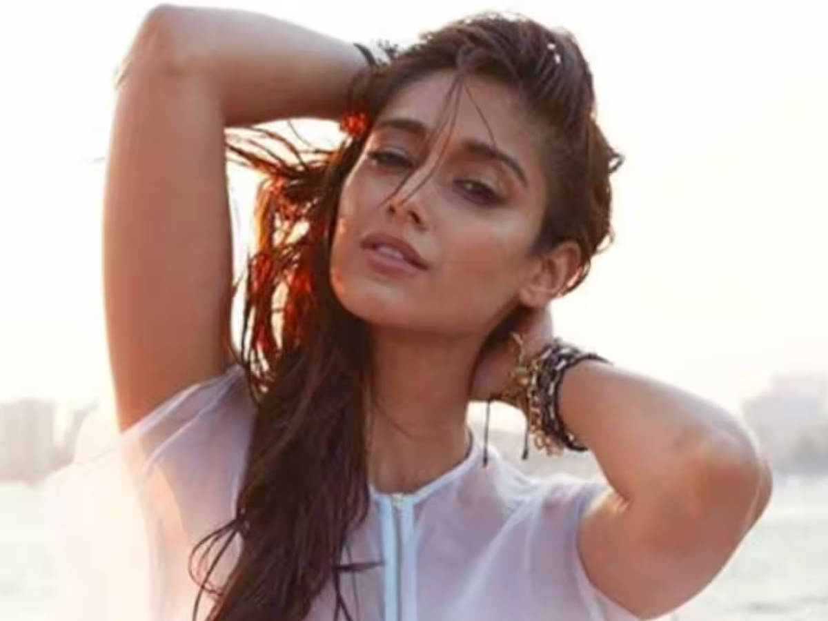 Ileana D'Cruz has also become a victim of paps culture, said- 'I don't tell  anyone about myself anymoreâ€¦' - informalnewz