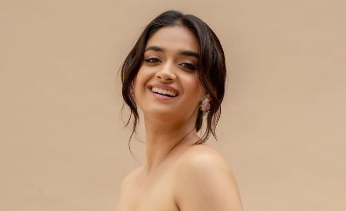 South actress Keerthy Suresh did a photoshoot in multicolored backless gown, see photos South actress Keerthy Suresh did a photoshoot in multicolored backless gown, see photos