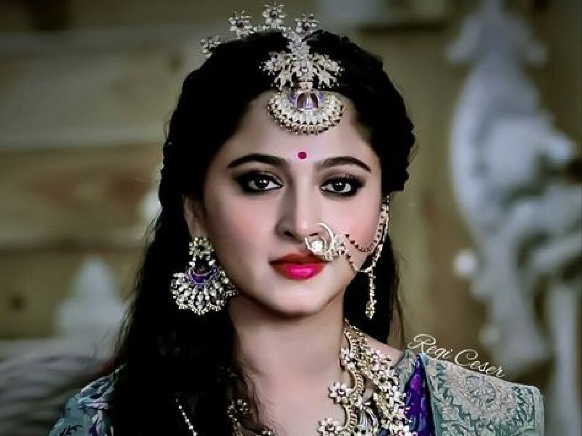 Bahubali's Devasena Anushka Shetty's complete look has changed, fans were  surprised to see the latest photo - informalnewz