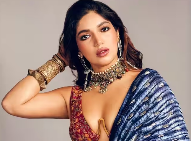 Bhumi Pednekar did a bo*ld photoshoot wearing a netted golden blouse, Seeing the pictures, the fan became intoxicated