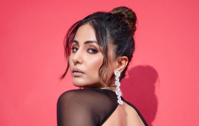 Hina Khan crossed all limits of boldness by wearing a front open mesh dress, fans became uncontrolled after seeing the pictures Hina Khan crossed all limits of boldness by wearing a front open mesh dress, fans became uncontrolled after seeing the pictures