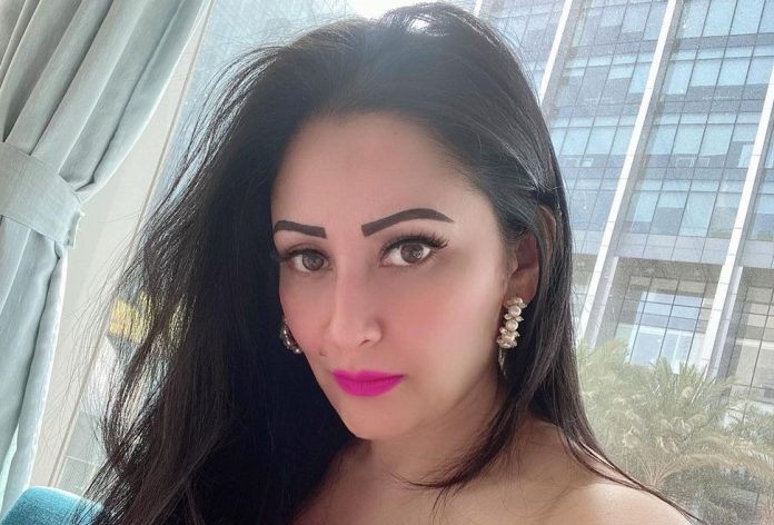 Sanjay Dutt's wife Manyata wearing a bik*ini created havoc on the internet, you will be shocked to see the picture