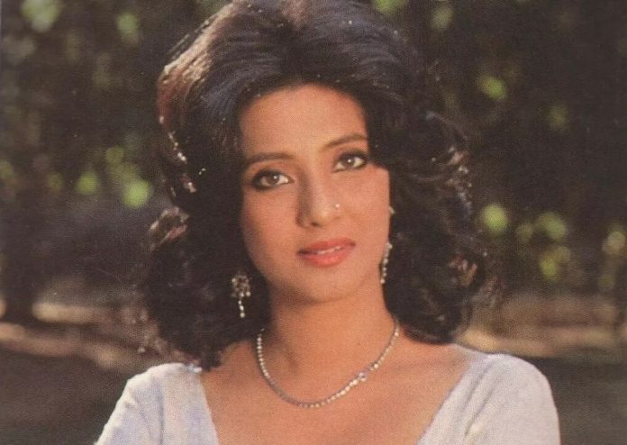 Moon Moon Sen is related to the royal family, created a ruckus by giving bo*ld scenes in the first film