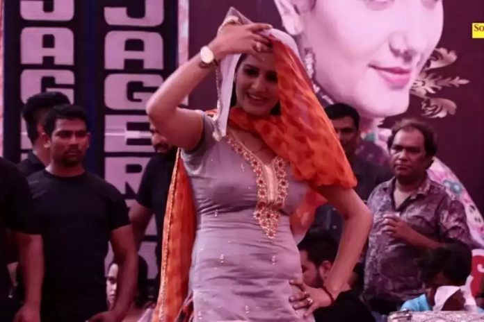 Sapna Chowdhary did a very shy dance on her song, the dance created havoc on the internet