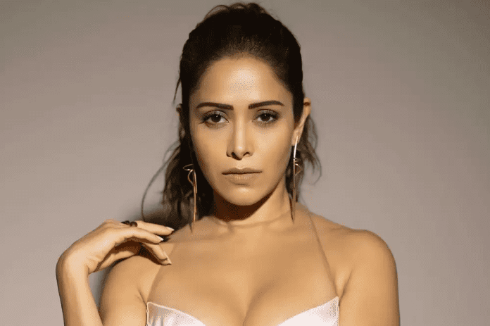 Nusrat Bharucha spotted wearing a bralette made of net, people's eyes fixed on one place after seeing the fully open dress