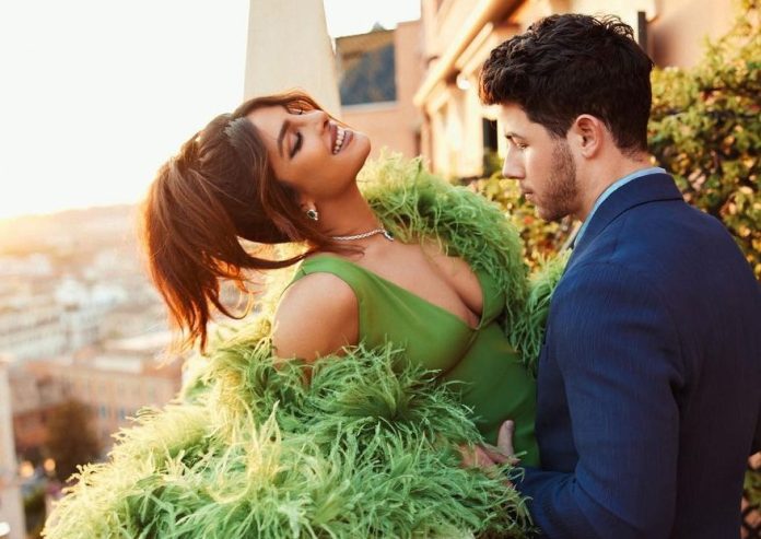 Priyanka Chopra wore such a front open exposing dress, Nick Jonas also became uncontrollable! Priyanka Chopra wore such a front open exposing dress, Nick Jonas also became uncontrollable!