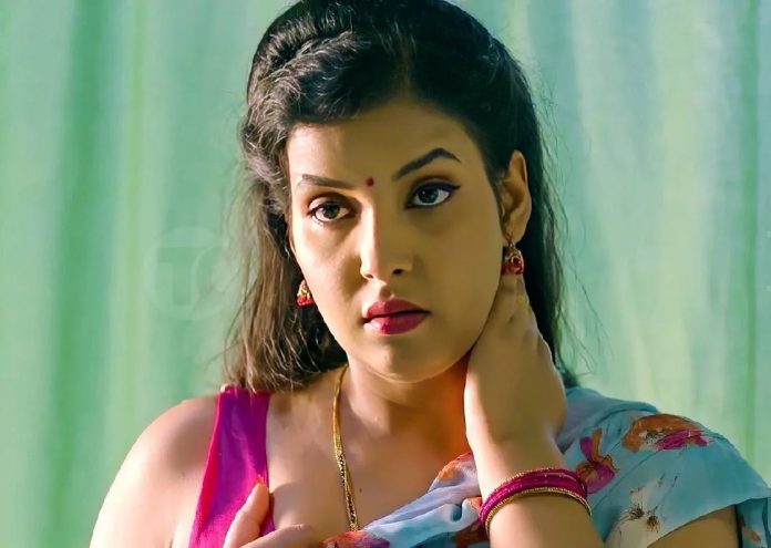 Ridhima Tiwari has created panic even in these web series of ULLU, crossed all limits of bo*ldness