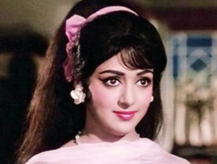 Video of Bollywood's 'Dream Girl' Hema Malini's lookalike went viral, see Dharmendra will also say - Who is my wife?