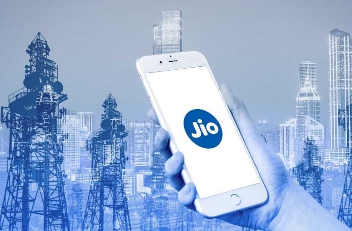Jio Offer: Good news for Jio sim users! Relince Jio is giving 4GB data for free, take advantage of such offer