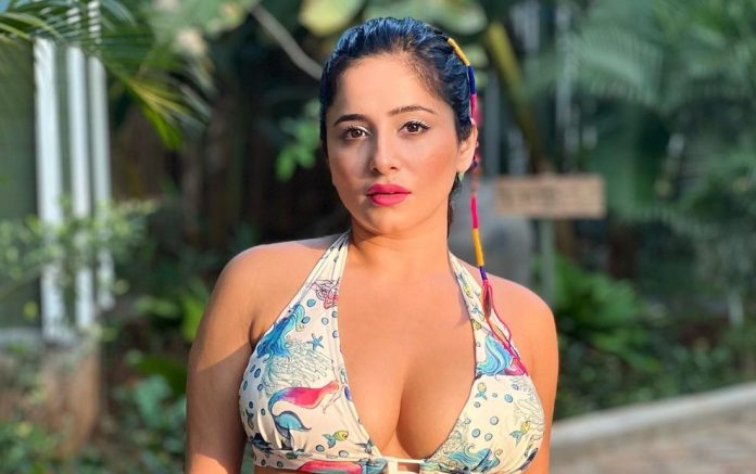 Kate Sharma sets the beach of Thailand on fire wearing a sizzling bikini, the sexy video of the actress went viral on social media