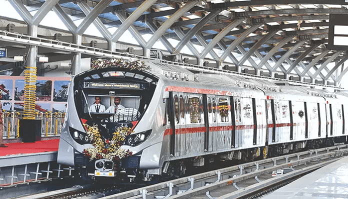 Metro Rail Recruitment 2023: Great opportunity to get job in Metro Rail, will get salary 5 lakh months, know full details